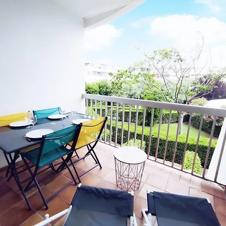 En Bord De Mer, Piscine, Parking Prive, Wifi Apartment *