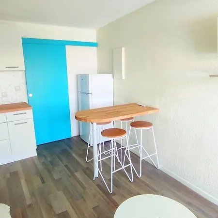 Apartment En Bord De Mer, Piscine, Parking Prive, Wifi *